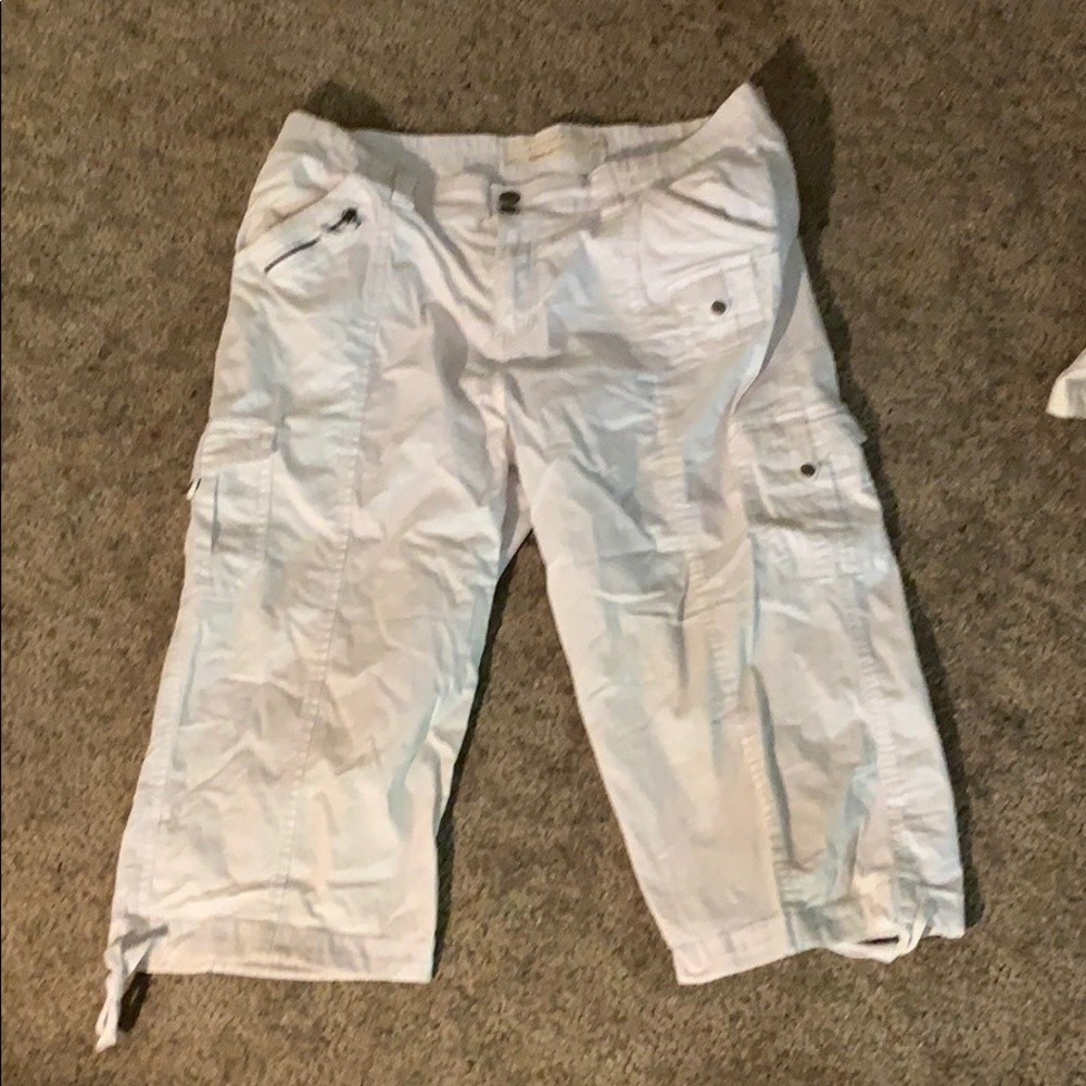 White Mid Rose Capri Size 14 Sonoma Barely Worn